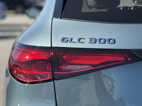 New 2026 Mercedes-Benz GLC 300 GLC 300 image 8