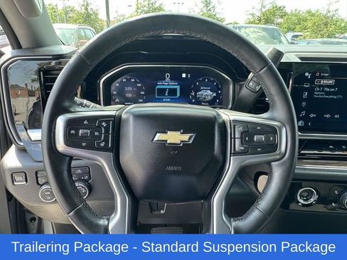 Used 2023 Chevrolet Silverado 1500 LT AWD/4WD image 11