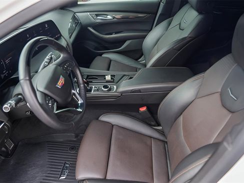 Used 2025 Cadillac CT5 Sport image 12