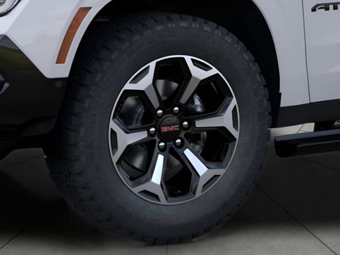 New 2026 GMC Yukon XL AT4 AWD/4WD image 9