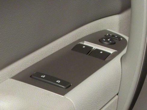 Used 2013 GMC Sierra 2500 SLE w/ SLE Preferred Package image 21