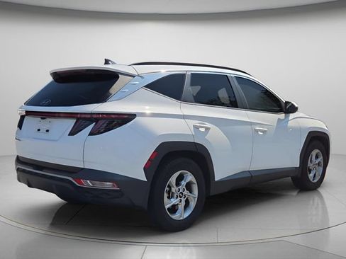 Used 2023 Hyundai Tucson SEL FWD image 7
