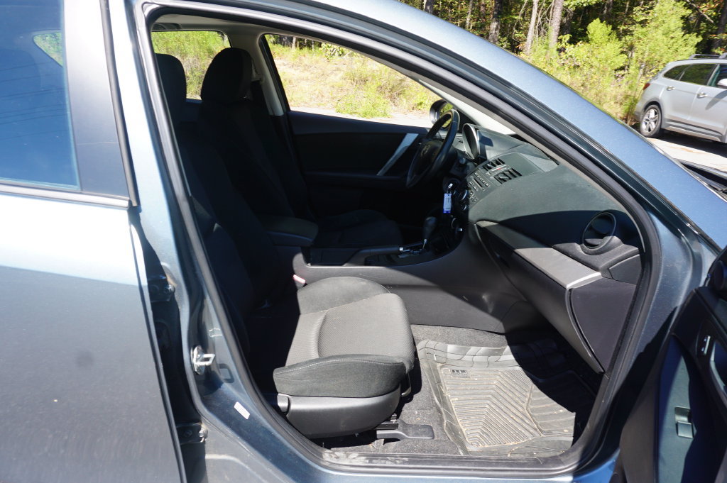 Used 2012 MAZDA MAZDA3 s Touring FWD image 15