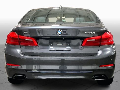Used 2019 BMW 540i xDrive w/ Convenience Package image 5