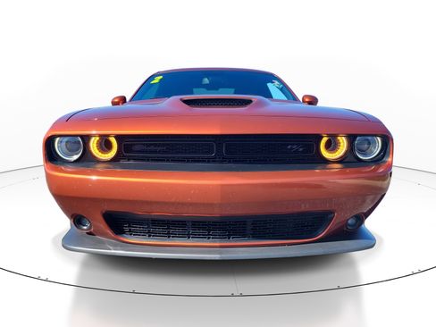 Used 2022 Dodge Challenger R/T w/ Plus Package image 2