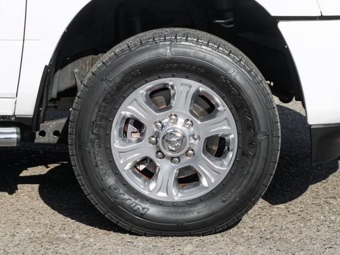 Used 2019 RAM 2500 Big Horn image 41