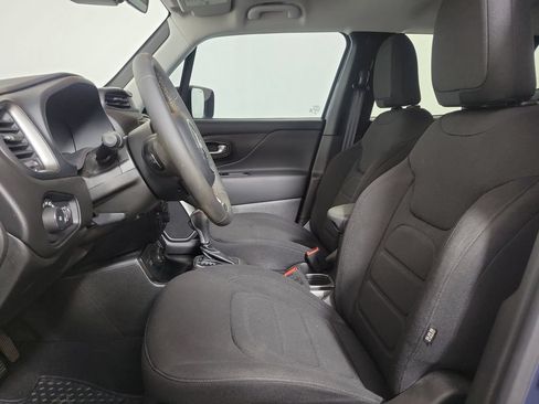Used 2022 Jeep Renegade Latitude AWD/4WD image 12