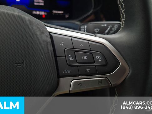 Used 2022 Volkswagen Taos SE image 28
