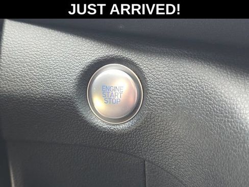 Used 2023 Hyundai Santa Fe SEL FWD image 14