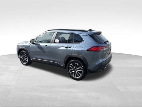 New 2026 Toyota Corolla Cross XLE image 3