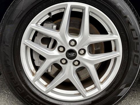 Used 2023 Ford Edge SEL image 8