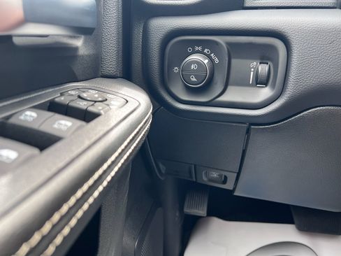 New 2026 RAM 3500 Big Horn AWD/4WD image 19