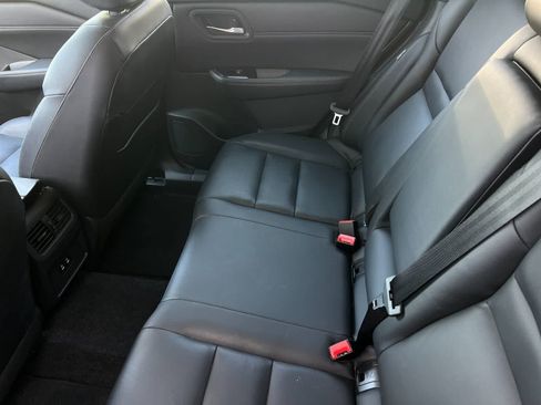 Used 2026 Nissan Rogue SL AWD/4WD image 5