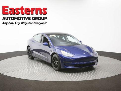 Used 2023 Tesla Model 3 Standard Range RWD image 46