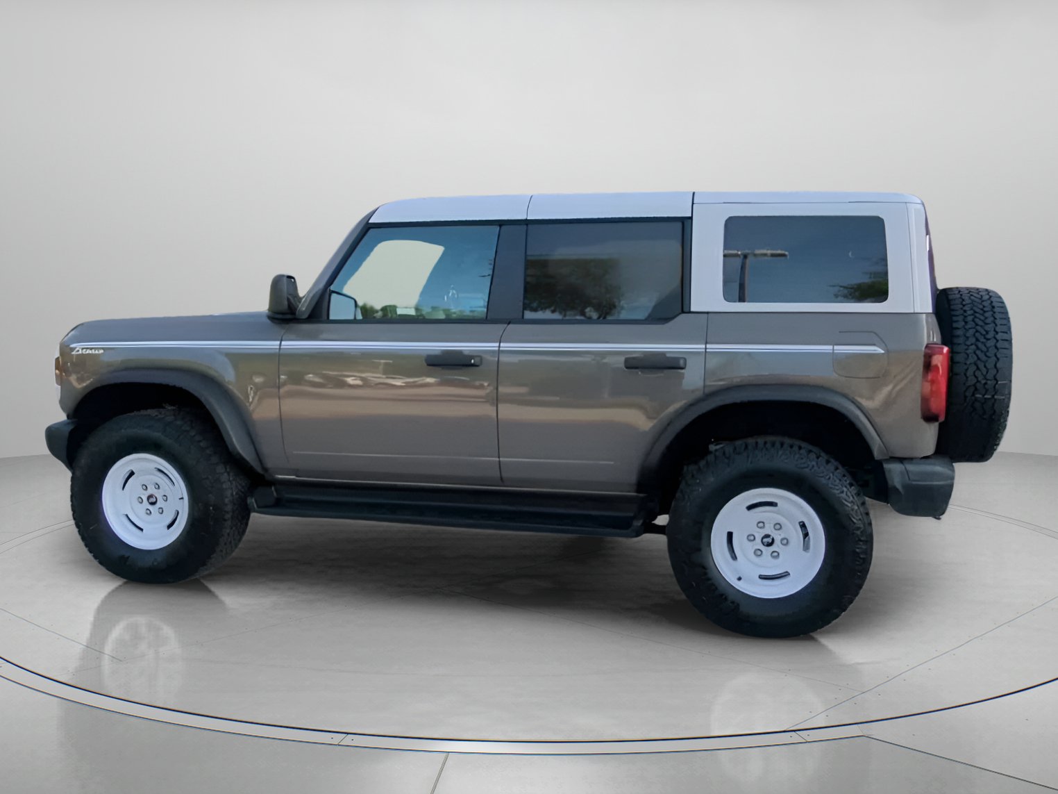 New 2026 Ford Bronco Heritage Edition AWD/4WD image 17