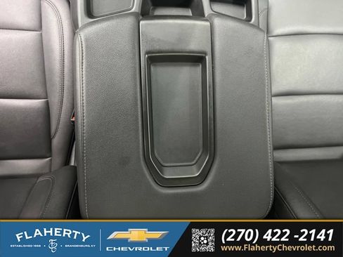 Used 2025 Chevrolet Silverado 2500 W/T w/ WT Convenience Package AWD/4WD image 27