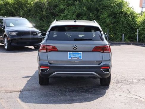 Certified 2023 Volkswagen Taos SE AWD/4WD image 6