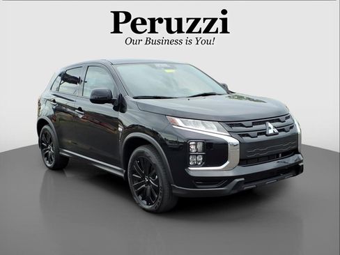 Used 2025 Mitsubishi Outlander Sport LE AWD/4WD image 1