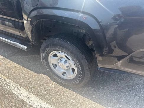 Used 2023 Toyota Tacoma SR AWD/4WD image 7