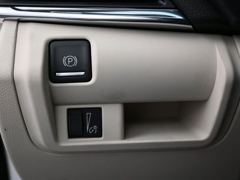 Used 2025 Cadillac CT4 Premium Luxury image 22