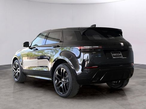 Used 2026 Land Rover Range Rover Evoque Dynamic SE AWD/4WD image 9