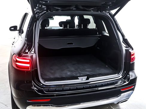 Certified 2024 Mercedes-Benz GLB 250 4MATIC image 25