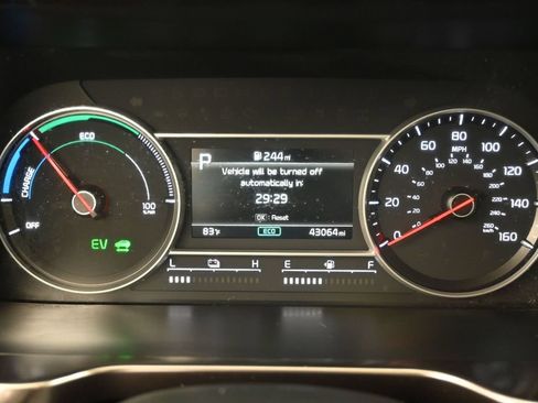 Used 2022 Kia Sorento S FWD image 20