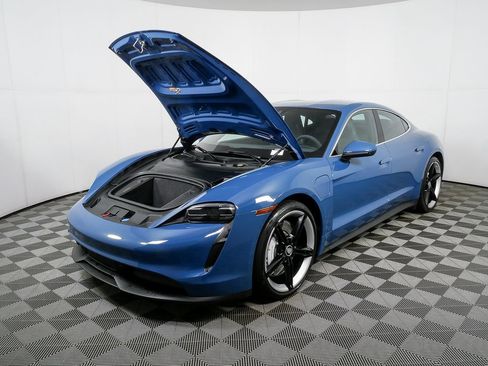 Certified 2022 Porsche Taycan 4S AWD/4WD image 31