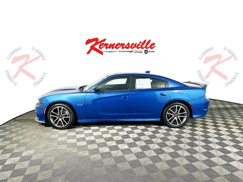 Used 2023 Dodge Charger R/T image 4