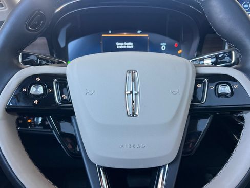 Certified 2025 Lincoln Corsair Grand Touring w/ Equipment Group 301A AWD/4WD image 21