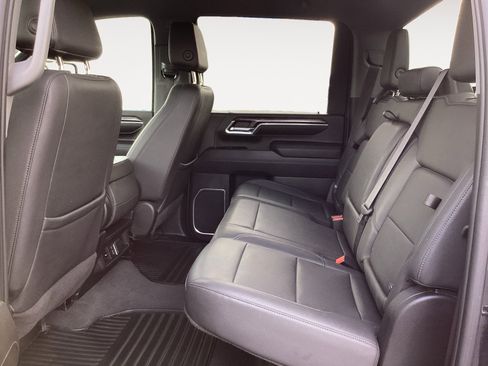 Used 2024 Chevrolet Silverado 2500 LTZ AWD/4WD image 28