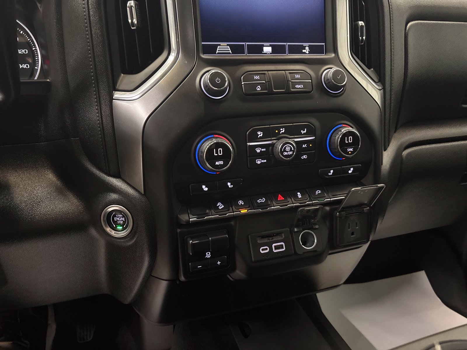 Used 2020 Chevrolet Silverado 1500 LT w/ All-Star Edition AWD/4WD image 20