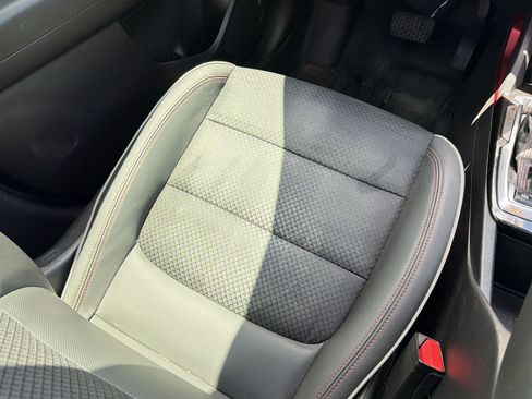 Used 2021 Chevrolet TrailBlazer RS w/ Sun and Liftgate Package image 30