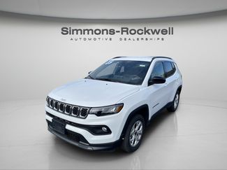 Used 2025 Jeep Compass Latitude AWD/4WD video 1