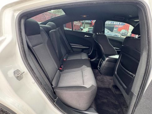 Used 2018 Dodge Charger SXT Plus image 15