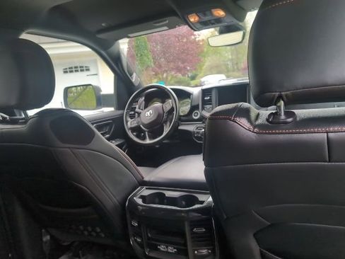 Used 2021 RAM 1500 Big Horn w/ Built-to-serve Edition AWD/4WD image 9