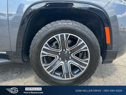 Used 2024 Jeep Wagoneer Series II AWD/4WD image 26