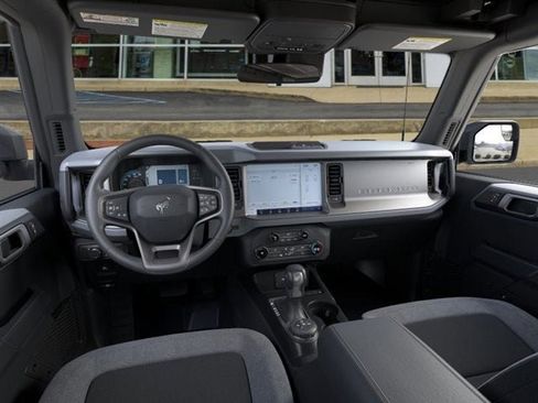 New 2025 Ford Bronco 4-Door AWD/4WD image 34