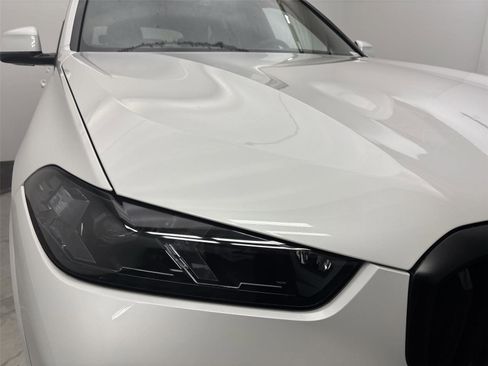 New 2026 BMW X5 xDrive50e w/ Executive Package image 18