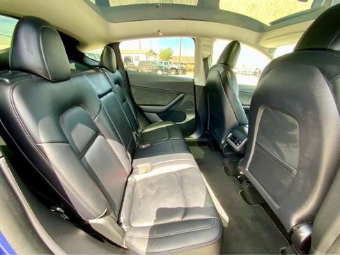 Used 2021 Tesla Model Y Performance image 25