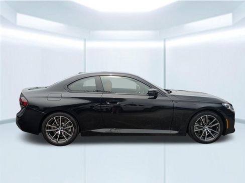 Used 2025 BMW 230i Coupe w/ Convenience Package RWD image 6