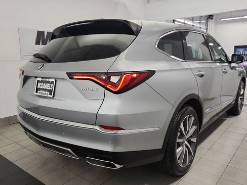 Used 2025 Acura MDX FWD w/ Technology Package image 4