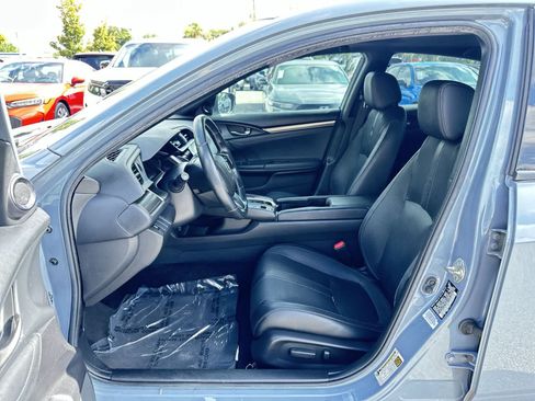 Used 2017 Honda Civic EX-L image 2