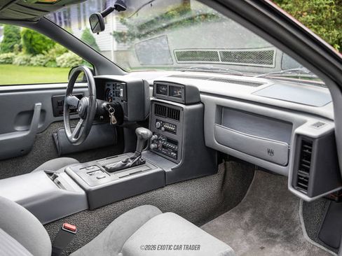 Used 1988 Pontiac Fiero GT RWD image 32