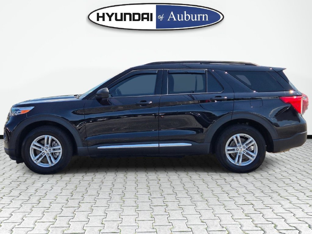 Used 2024 Ford Explorer XLT RWD image 10