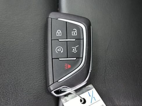 Used 2024 Cadillac XT4 Premium Luxury AWD/4WD image 26