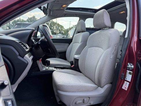 Used 2016 Subaru Forester 2.5i Premium AWD/4WD image 8
