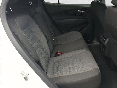 Certified 2024 Chevrolet Equinox LT FWD image 26