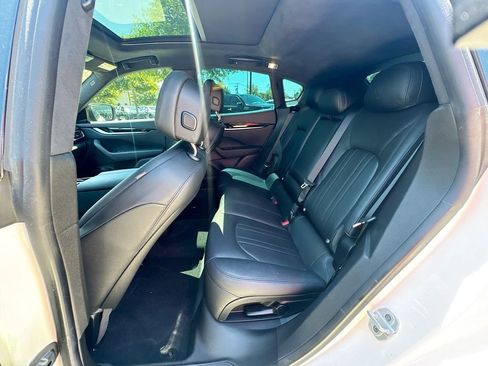 Used 2022 Maserati Levante GT AWD/4WD image 30