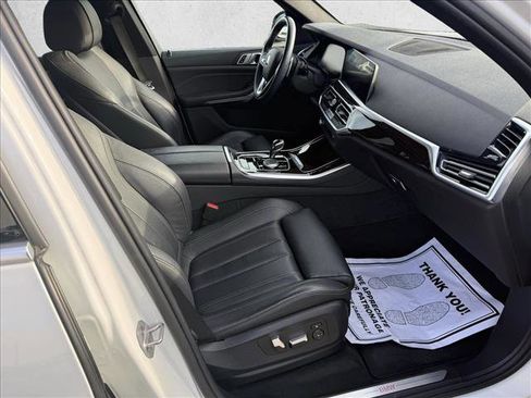 Used 2019 BMW X5 xDrive40i w/ Convenience Package image 16